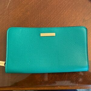 Bobbi Brown Green Leather Brush and Makeup Case with Gold Accents